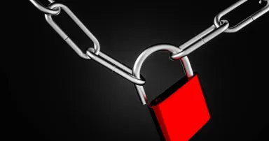 chain_AdobeStock_225065079