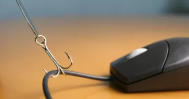 Effective Google Drive phishing scam returns, but contains a revealing gaffe